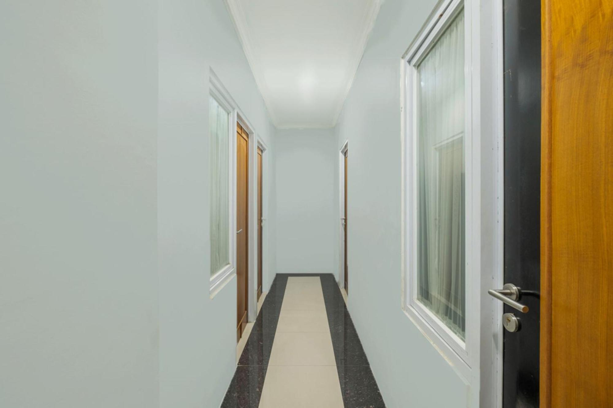 בנדונג Oyo Living 2195 Al Jazeerah Residence Syariah מראה חיצוני תמונה